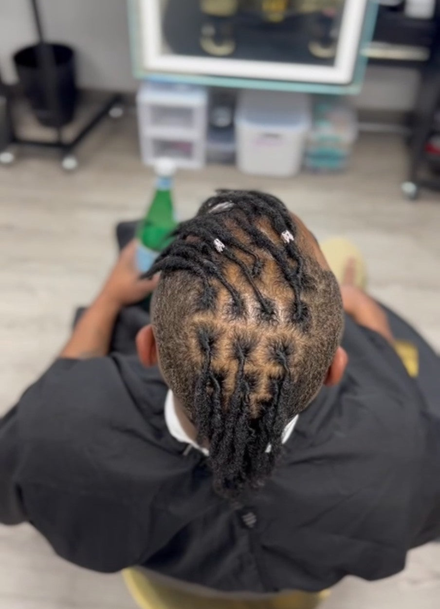 Look'n Loc'D 'N with Nikki