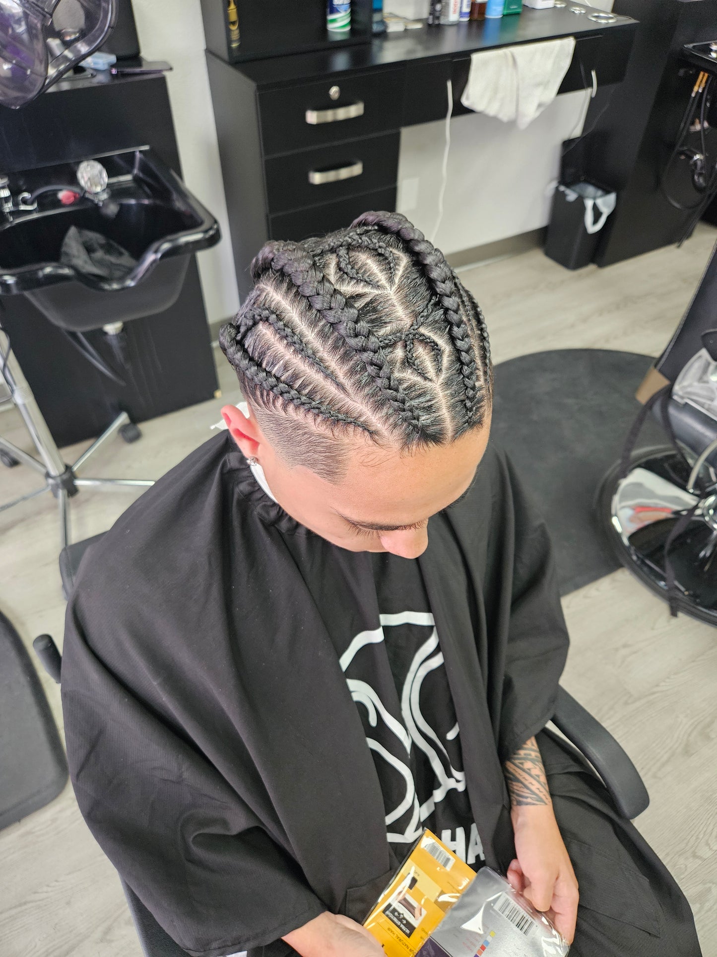 Look'n Loc'D 'N with Nikki