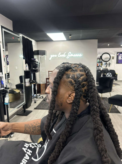 Look'n Loc'D 'N with Nikki